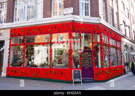 Une ornée VV Rouleaux shop avant sur Marylebone High Street, London, W1 Banque D'Images