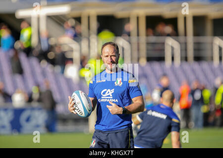 Firenze, Italie. 18 novembre 2017. Le coach assistant Mike Catt regarde ses joueurs dans l'international Novembre test match entre l'Italie et l'Argentine. Massimiliano Carnabuci/Alamy Live News Banque D'Images