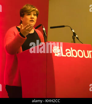 19 novembre 2017 Emily Thornberry Ombre du travail Secrétaire des affaires étrangères traite de la région de l'Est du travail Conférence à Huntingdon Banque D'Images