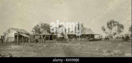 Cette photographie de juin 1908 montre la colonie de Rocklands, située dans l'ouest du Queensland, en Australie, mettant en évidence le développement des premières communautés rurales australiennes. Banque D'Images