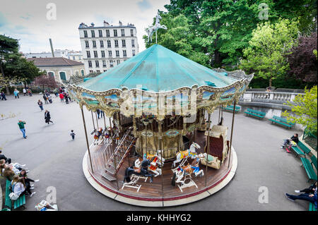 Carrousel traditionnel sur Montmartre Banque D'Images