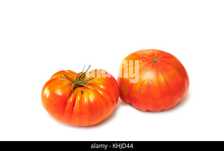 Une paire de tomates raf isolé sur blanc. Banque D'Images