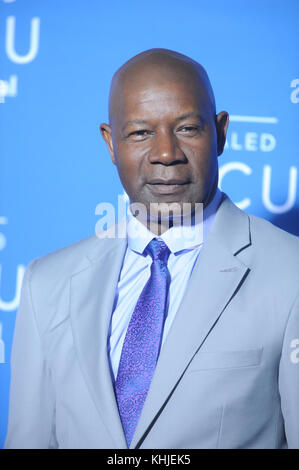 NEW YORK, NY - 15 MAI : Dennis Haysbert assiste au NBCUniversal Upfront 2017 au Radio City Music Hall le 15 mai 2017 à New York. Personnes : Dennis Haysbert transmission Ref : MNC1 Banque D'Images