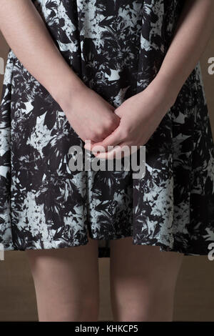 Close up of a young woman's hands Banque D'Images