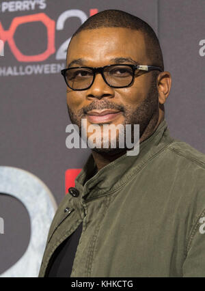 Lionsgate Los Angeles première de 'Tyler Perry’s Boo 2 A Madea Halloween' au Live Regal Cinemas - arrivées avec : Tyler Perry où : Los Angeles, Californie, États-Unis quand : 16 Oct 2017 crédit : Eugene Powers/WENN.com Banque D'Images