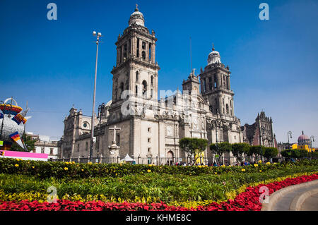 Cathédrale métropolitaine de l'extérieur de la ville de Mexico, l'Amérique latine. Banque D'Images