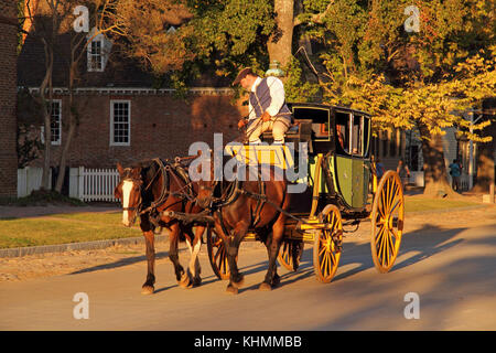 Le cheval et le transport a été le principal moyen de transport utilisé par les colons qui ont vécu à Williamsburg et d'autres premières communautés en Virginie Banque D'Images