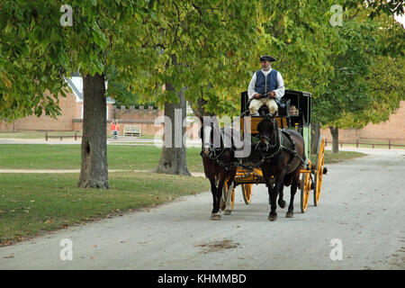 Le cheval et le transport a été le principal moyen de transport utilisé par les colons qui ont vécu à Williamsburg et d'autres premières communautés en Virginie Banque D'Images