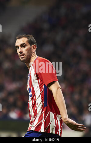 Madrid, Espagne. 18 Nov, 2017. Diego Godin (défenseur ; l'Atletico Madrid) en action au cours de la Liga match entre l'Atletico de Madrid et le Real Madrid à Wanda Metropolitano, le 18 novembre 2017 à Madrid Crédit : Jack Abuin/ZUMA/Alamy Fil Live News Banque D'Images