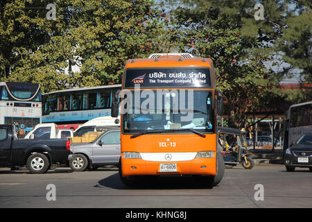 Chiang Mai, Thaïlande - 23 janvier 2016 : cargo express bus du transport company limited. photo à la gare routière de Chiang Mai, Thaïlande. Banque D'Images