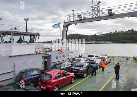 Le Passage East ferry traversant la rivière Suir de Ballyhack à Wexford à Passage East Waterford, Irlande Banque D'Images