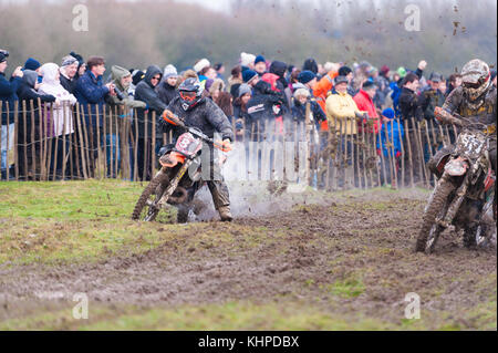 Sauvage et laineux, charité scramble motocross le lendemain. 50 ans de cette activité de bienfaisance qui est une tradition pour de nombreuses familles après Noël. Banque D'Images