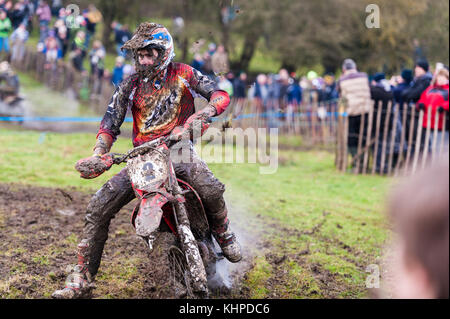 Sauvage et laineux, charité scramble motocross le lendemain. 50 ans de cette activité de bienfaisance qui est une tradition pour de nombreuses familles après Noël. Banque D'Images