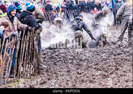 Sauvage et laineux, charité scramble motocross le lendemain. 50 ans de cette activité de bienfaisance qui est une tradition pour de nombreuses familles après Noël. Banque D'Images