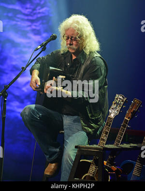 FORT LAUDERDALE, FL - 04 FÉVRIER : Arlo Guthrie se produit au Parker Playhouse le 4 février 2017 à fort Lauderdale, Floride. Personnes : Arlo Guthrie Banque D'Images