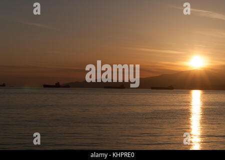 Coucher de soleil sur la baie de Vancouver - Colombie-Britannique, Canada Banque D'Images