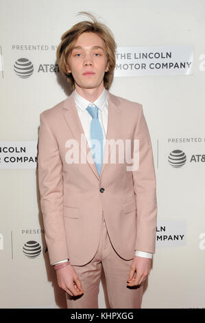 NEW YORK, NY - 24 avril : Charlie Plummer assiste à 'Le Dîner' Première Mondiale au CCMB Tribeca PAC le 24 avril 2017 à New York. Banque D'Images