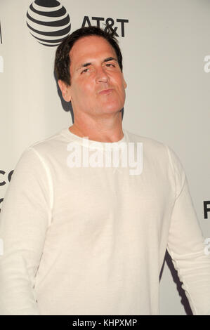 NEW YORK, NY - 23 avril : TV Personality Mark Cuban assiste à 'Le battant' Premiere pendant le Festival du film de Tribeca 2017 SVA au Theatre le 23 avril 2017 à New York. Banque D'Images