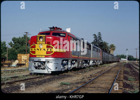 Santa Fe train locomotive diesel, Cutler, Californie, USA, 1964 Banque D'Images