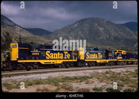 Sante Fe train de marchandises, cajon pass à cajon, California, USA, 1964 Banque D'Images