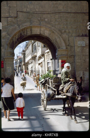 Scène de rue droite, Damas, Syrie, 1966 Banque D'Images