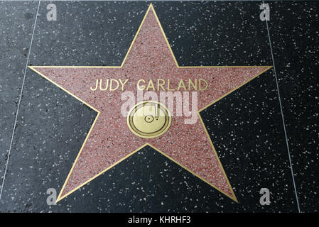HOLLYWOOD, CA - DÉCEMBRE 06 : Judy Garland star sur le Hollywood Walk of Fame à Hollywood, Californie, le 6 décembre 2016. Banque D'Images