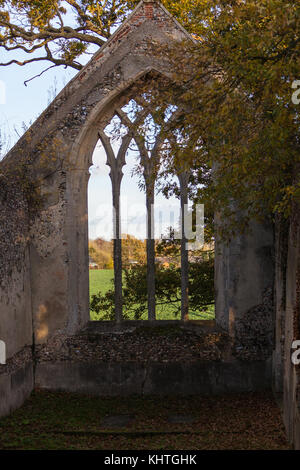 Ruines de l'église St Marys tivetshall Norfolk Banque D'Images