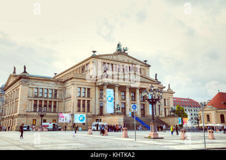 Brlin - le 21 août : la place Gendarmenmarkt avec concert hall le 21 août 2017 à Berlin, Allemagne. Banque D'Images