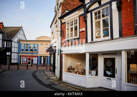 Les magasins de détail indépendants dans le centre-ville à Northwich, Cheshire Banque D'Images