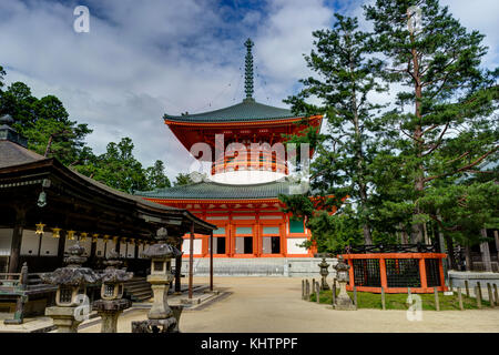 Koyasan Danjo Garan Temple d'un sanctuaire au Japon Banque D'Images
