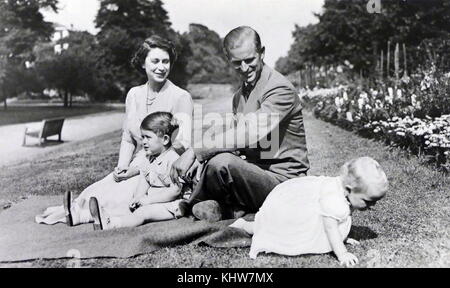 Portrait photographique de la princesse Anne et le Prince Charles. Anne, princesse royale (1950-) la fille de la reine Elizabeth II et le Prince Philip, duc d'Édimbourg. Charles, prince de Galles (1948-) l'héritier de la reine Elizabeth II. En date du 20e siècle Banque D'Images