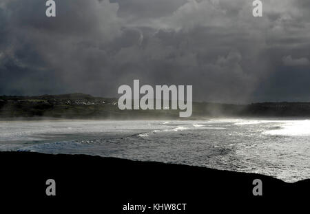 Godrevy bay cornwall novembre 2017 - une vue sur la plage de godrevy célèbre pour son surf Banque D'Images