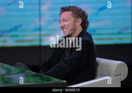 Milan, Italie. Dec 18, 2015. milan, Vincent Cassel en tant que client de chat-show 'heure qu'il est', italie photo : Vincent Cassel : crédit photo agency indépendante/Alamy live news Banque D'Images