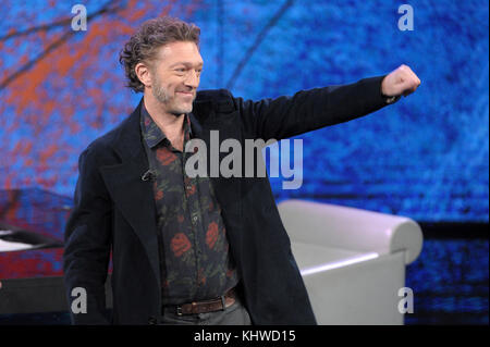 Milan, Italie. Dec 18, 2015. milan, Vincent Cassel en tant que client de chat-show 'heure qu'il est', italie photo : Vincent Cassel : crédit photo agency indépendante/Alamy live news Banque D'Images