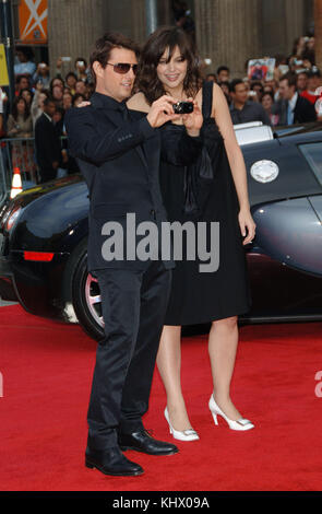 Tom Cruise et Katie Holmes en arrivant à la mission impossible 3 au Chinese Theatre de Los Angeles. mai 4st, 2006. Banque D'Images