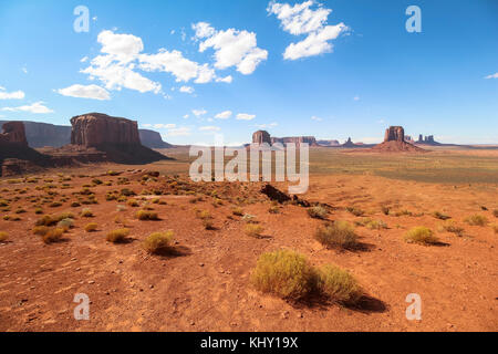 Monument Valley, vue sur le paysage pittoresque Banque D'Images