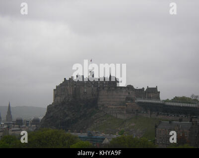 Ce titre se réfère probablement à une représentation historique ou architecturale d'un château, soit sous forme d'image ou d'étude architecturale, mettant en valeur sa conception et sa structure. Banque D'Images