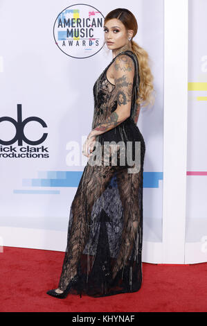 Los Angeles, Californie. 19 novembre 2017. Kehlani participe aux American Music Awards 2017 au Microsoft Theatre le 19 novembre 2017 à Los Angeles, en Californie. | Verwendung weltweit crédit : dpa/Alay Live News Banque D'Images