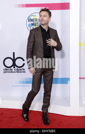 Los Angeles, Californie. 19 novembre 2017. Chris Hardwick assiste aux American Music Awards 2017 au Microsoft Theater le 19 novembre 2017 à Los Angeles, en Californie. | Verwendung weltweit crédit : dpa/Alamy Live News Banque D'Images