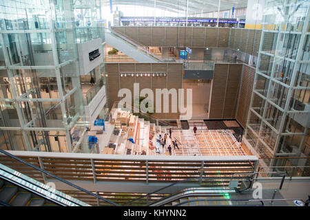 Séoul, Corée du Sud. 21 novembre 2017. Le 2ème terminal de l'aéroport international d'Incheon, 21 novembre 2017 : vue générale du 2ème terminal de l'aéroport international d'Incheon à Incheon, à l'ouest de Séoul, Corée du Sud. Le nouveau terminal de l'aéroport d'Incheon sera ouvert en janvier 2018 avant les Jeux olympiques d'hiver de PyeongChang 2018 qui se tiendront pendant 17 jours du 9 au 25 février 2018. Crédit : Lee Jae-won/AFLO/Alamy Live News Banque D'Images