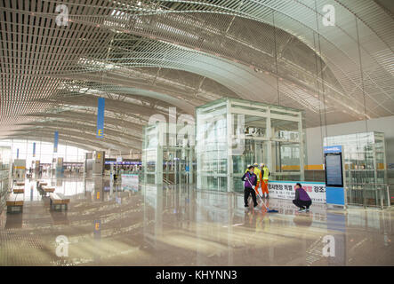 Séoul, Corée du Sud. 21 novembre 2017. Le 2ème terminal de l'aéroport international d'Incheon, 21 novembre 2017 : vue générale du 2ème terminal de l'aéroport international d'Incheon à Incheon, à l'ouest de Séoul, Corée du Sud. Le nouveau terminal de l'aéroport d'Incheon sera ouvert en janvier 2018 avant les Jeux olympiques d'hiver de PyeongChang 2018 qui se tiendront pendant 17 jours du 9 au 25 février 2018. Crédit : Lee Jae-won/AFLO/Alamy Live News Banque D'Images