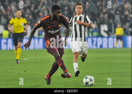 Turin, Italie. 22 nov, 2017. Samuel umtiti (FC Barcelone) lors de la Ligue des champions, match de football entre la Juventus et Barcelone au stade Allianz le 22 novembre 2017 à Turin, Italie. crédit : fabio annemasse/Alamy live news Banque D'Images