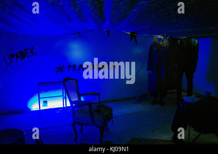 Pokoje VI, salles VI, exposition spécifique au site de jeunes arts et la confrontation d'ateliers sélectionnés d'écoles d'art tchèques, salle 62 Banque D'Images