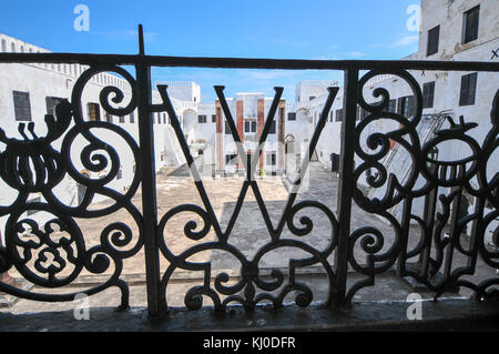 Dans la cour intérieure le château d'Elmina (aussi appelé le château de st. George). situé sur la côte atlantique du Ghana à l'ouest de la capitale, Accra. c'est un l'UNESCO Banque D'Images