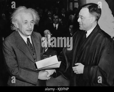Une référence à Albert Einstein, en se concentrant sur ses contributions à la science, à l'histoire et à l'impact culturel plus large en tant qu'intellectuel et figure publique. Banque D'Images