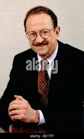 Directeur de l'Institut National du Cancer Harold E. Varmus Banque D'Images