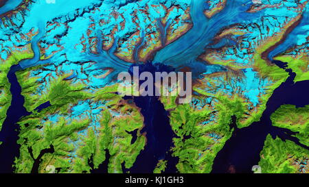 Retrait de l'Alaska Glacier Columbia ; image satellite montre l'état de la fonte des glaciers en 2013 Banque D'Images