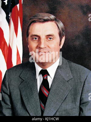 Walter Frederick Mondale (né le 5 janvier 1928) est un politicien du Parti démocratique américain qui a été le 42e Vice-président des États-Unis (1977-81) sous le président Jimmy Carter, Banque D'Images