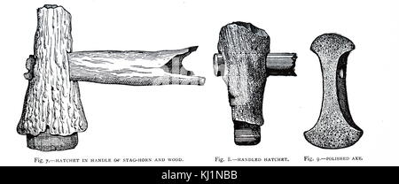 Gravure représentant des outils néolithiques dont Hachette avec un manche en bois et corne de cerf. En date du 19e siècle Banque D'Images