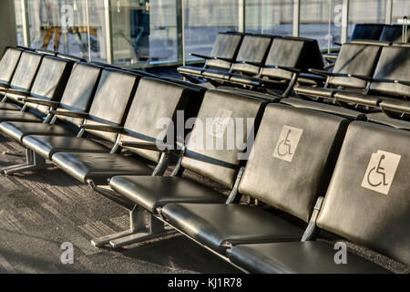 Sièges à l'aéroport de Philadelphie Banque D'Images